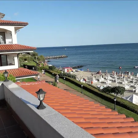 Apartment каса реал с 2 спальнями 2 этаж