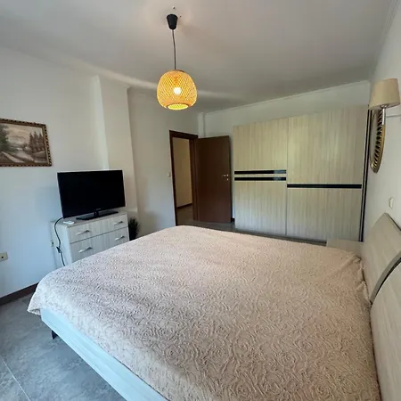 каса реал с 2 спальнями 2 этаж *