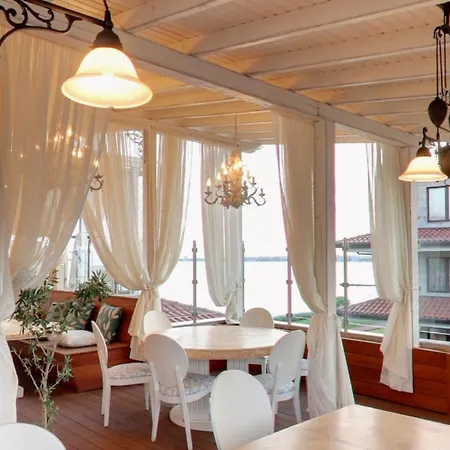 アパート каса реал с 2 спальнями 2 этаж *