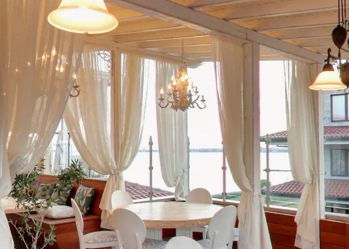 Апартамент каса реал с 2 спальнями 2 этаж *