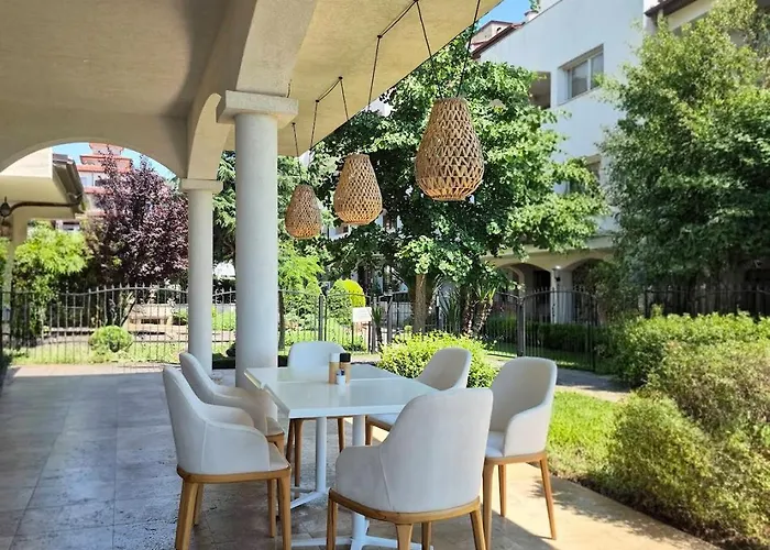 Апартамент каса реал с 2 спальнями 2 этаж *